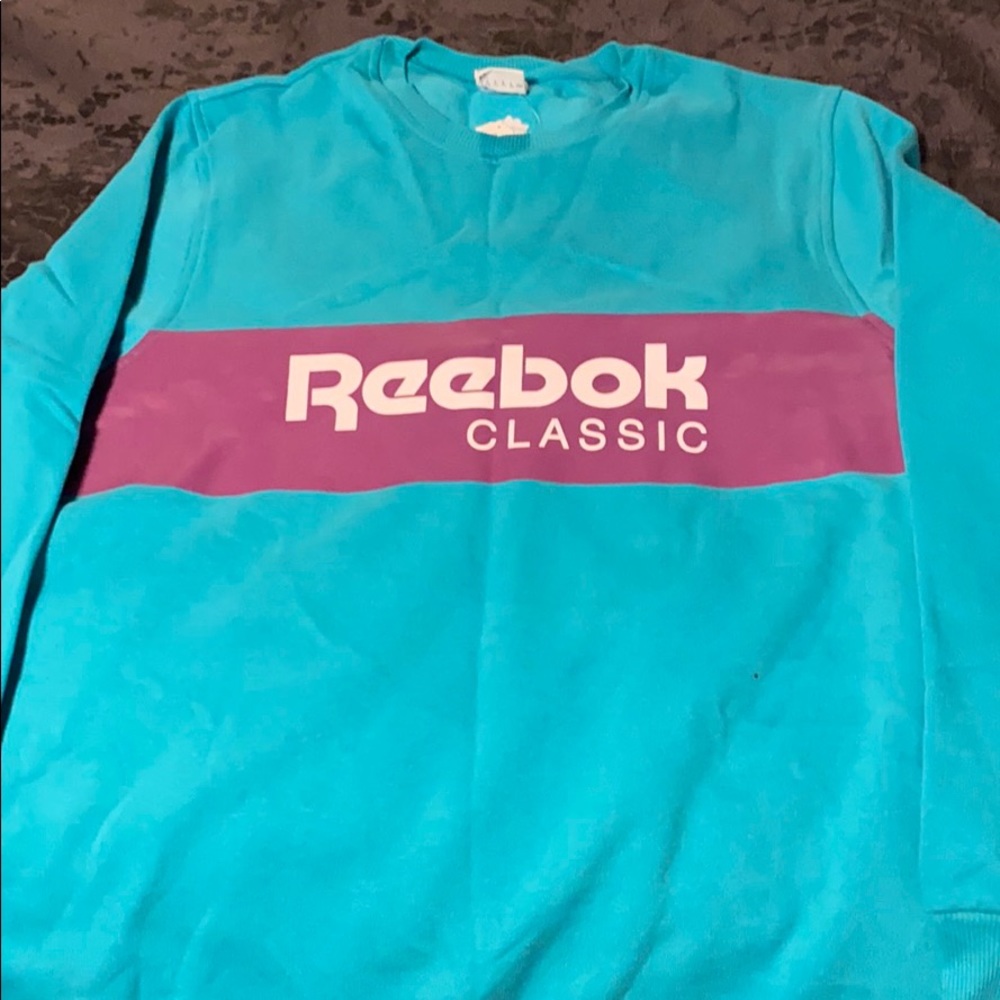 Woman’s Crewneck Sweatshirt